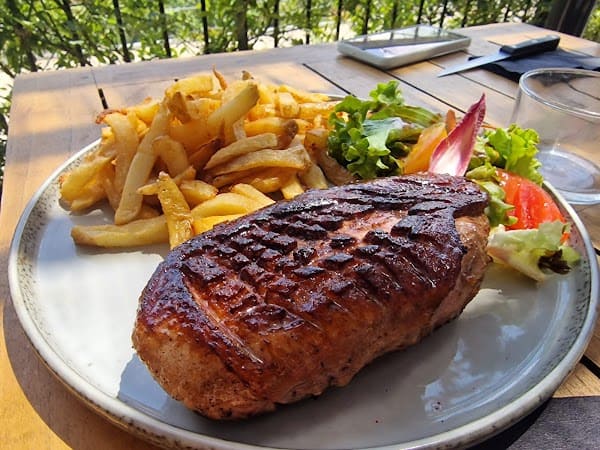 Restaurant La vieille Dame à Saint-Laurent-de-la-Cabrerisse, France