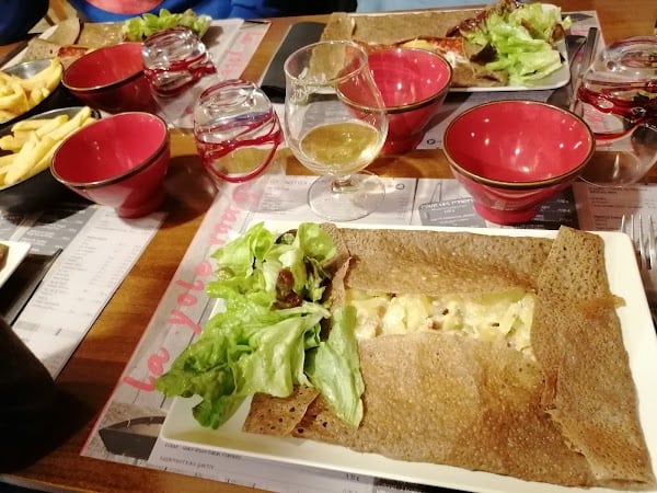 Restaurant LA YOLE ROUGE à Challans, France