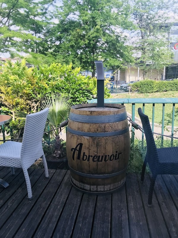 Restaurant L’Abreuvoir à Melun, France