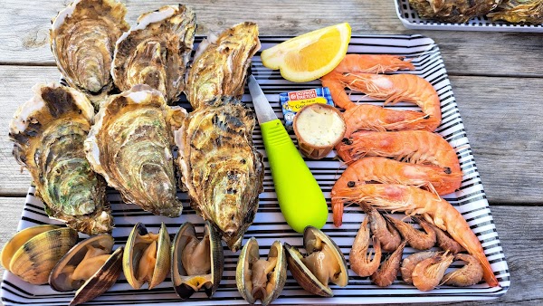 Restaurant L’Ambiance Cabane à Yves, France