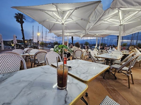 Restaurant L’Amiral à Leucate, France