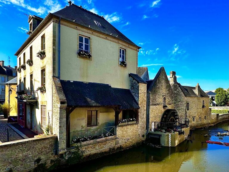 Restaurant L’Angle Saint Laurent à Bayeux, France