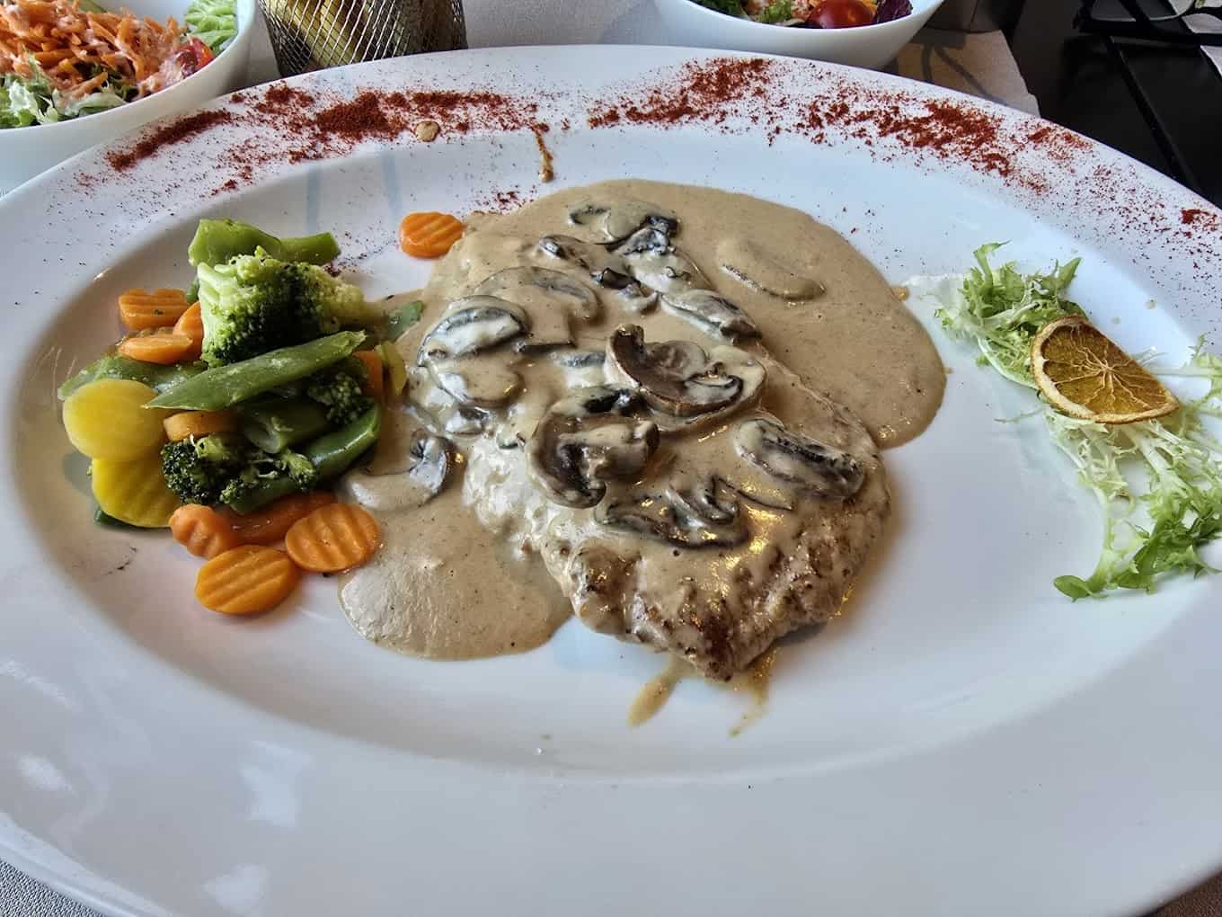 Restaurant L’Angolo Divino à Sanem, Luxembourg