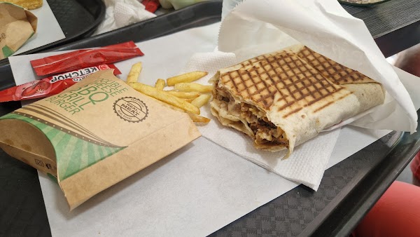 Restaurant l’Anonymous à Aigues-Mortes, France