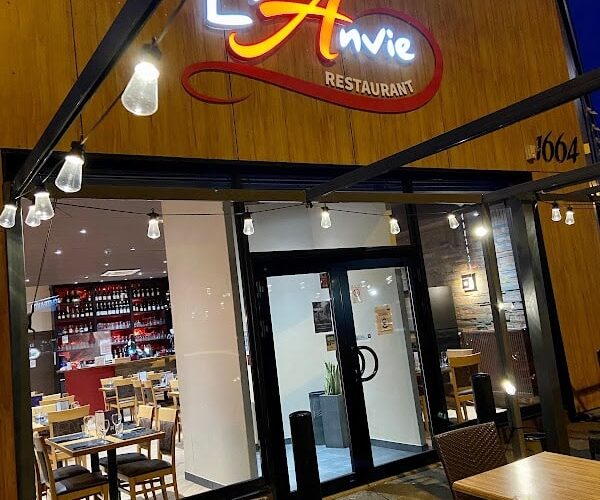 L’Anvie Restaurant à Sainte-Marie-aux-Chênes, France