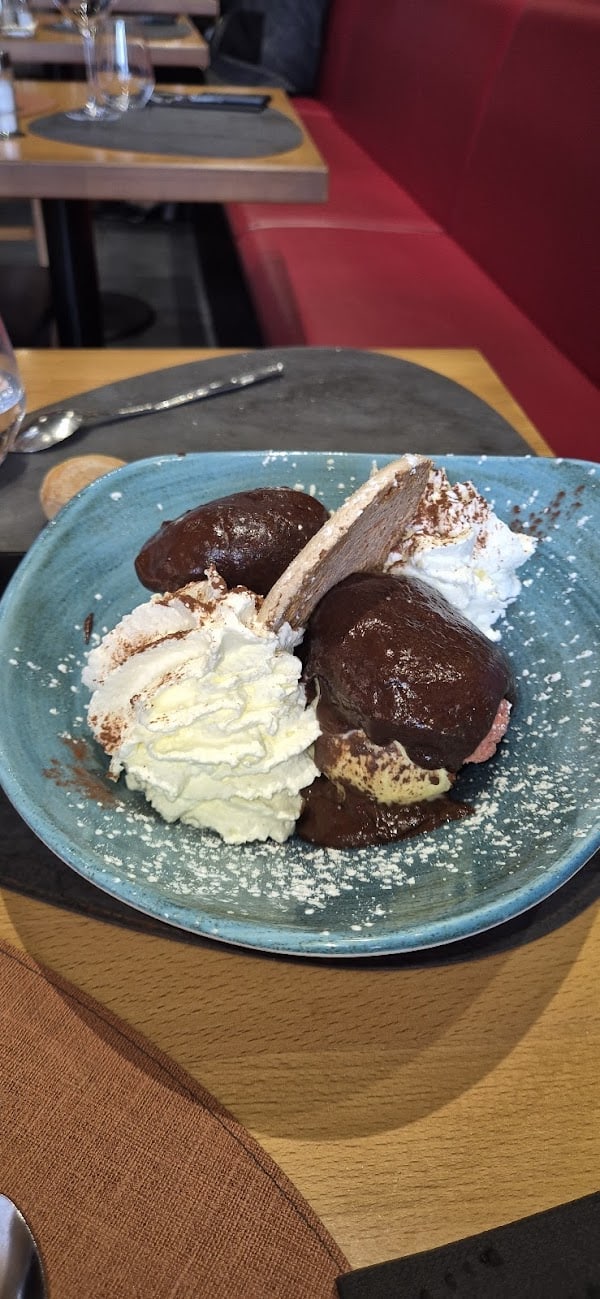 L’Anvie Restaurant à Sainte-Marie-aux-Chênes, France