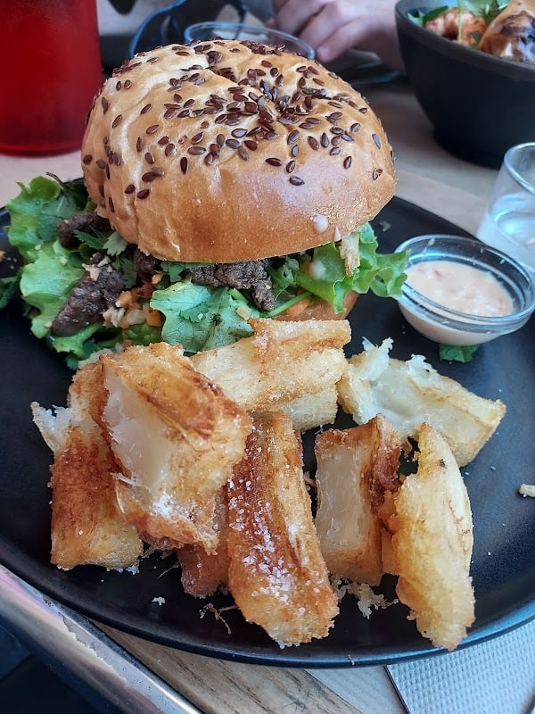 Restaurant L’Arbre du Voyageur à Collioure, France