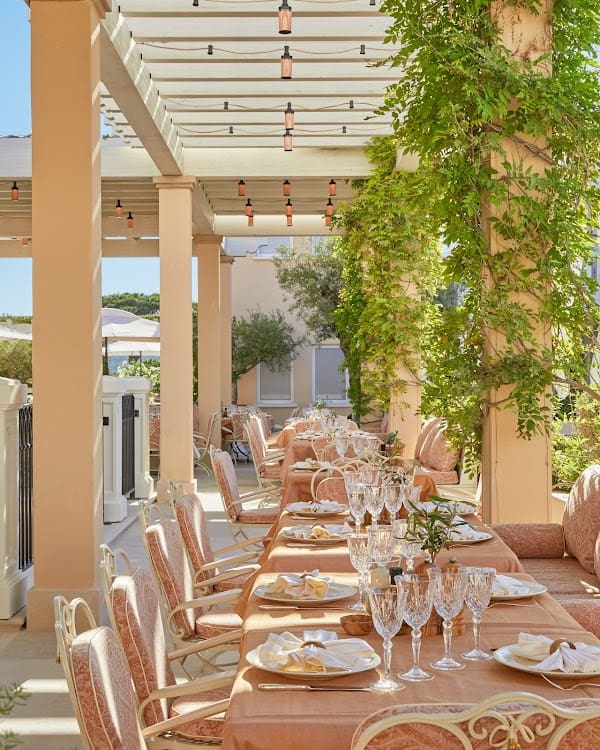 Restaurant L’Auberge des Maures à Saint-Tropez, France
