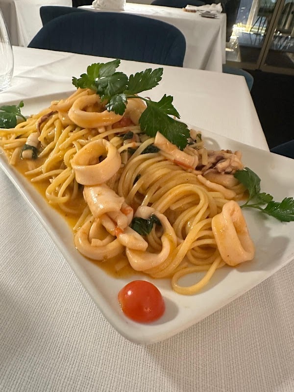 L’AVENUE RESTAURANT MENTON à Menton, France