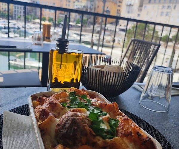 Restaurant Lavezzi à Bastia, France