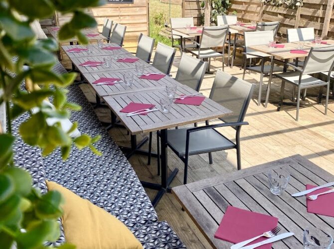 Le 15 lounge – Par 4 golf Restaurant Mérignac à Mérignac, France