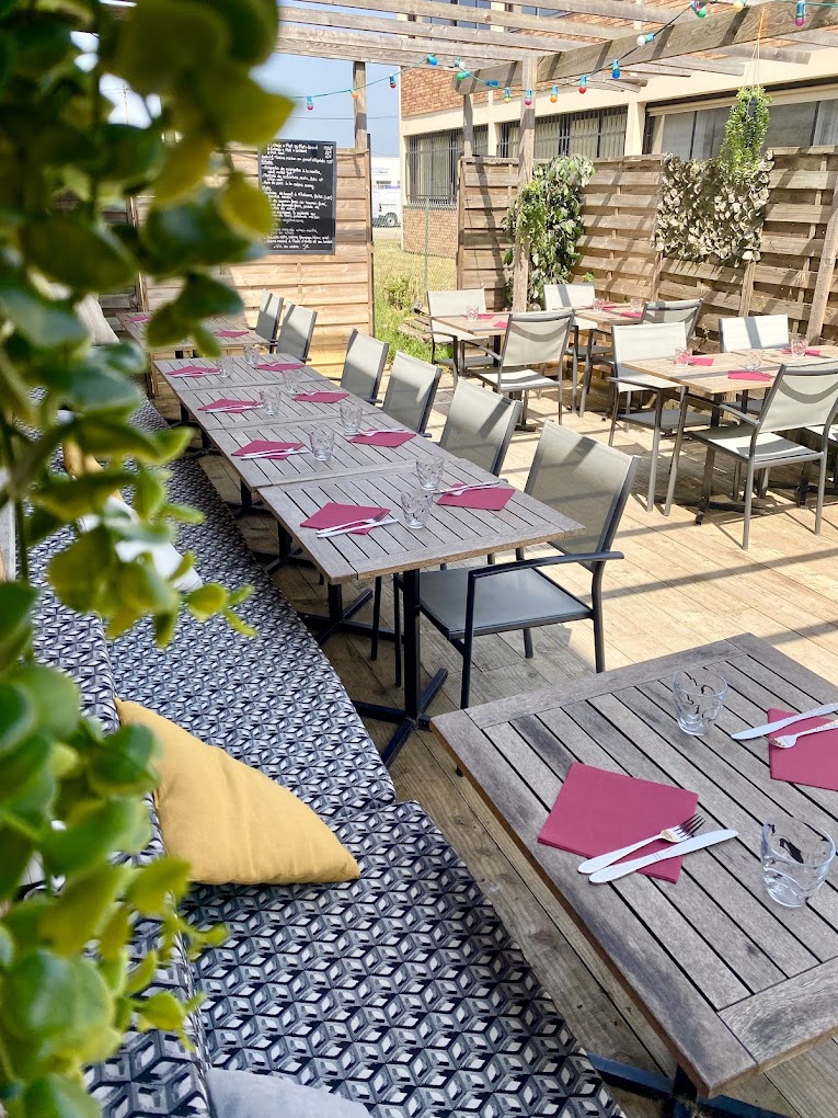 Le 15 lounge – Par 4 golf Restaurant Mérignac à Mérignac, France