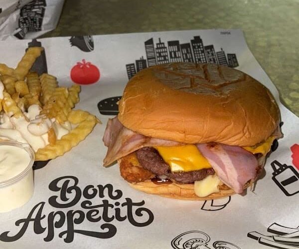 Restaurant Le BARIKOI 05 à Cluses, France