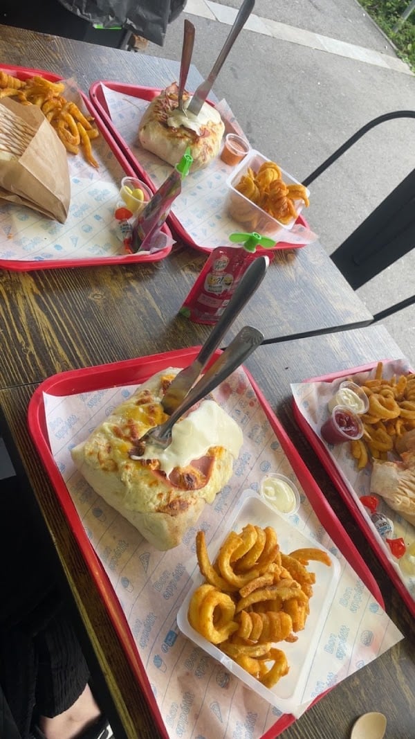 Restaurant Le BARIKOI 05 à Cluses, France