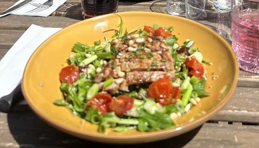 Restaurant Le Bavard à Lacanau, France