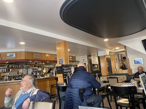 Restaurant Le Bistro Français Melun à Melun, France