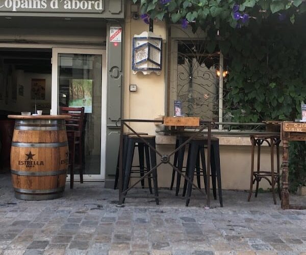 Restaurant Le bistrot les copains d’abord à Aigues-Mortes, France
