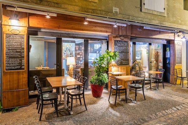 Restaurant Le Bistrot Paiou à Aigues-Mortes, France