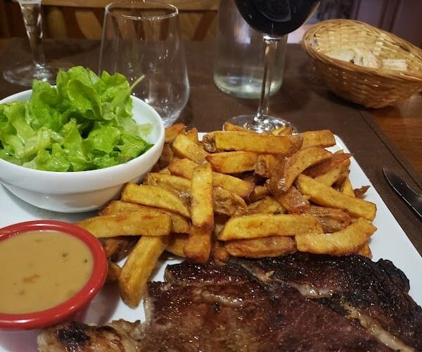 Restaurant Le Bœuf Sur la Place à Tours, France