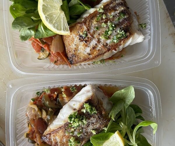 Restaurant Le cabanon et sa cave à vin à Lacanau, France