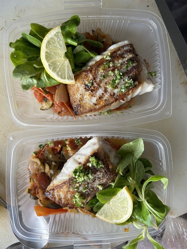 Restaurant Le cabanon et sa cave à vin à Lacanau, France