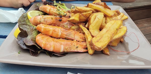 Restaurant Le cabanon et sa cave à vin à Lacanau, France