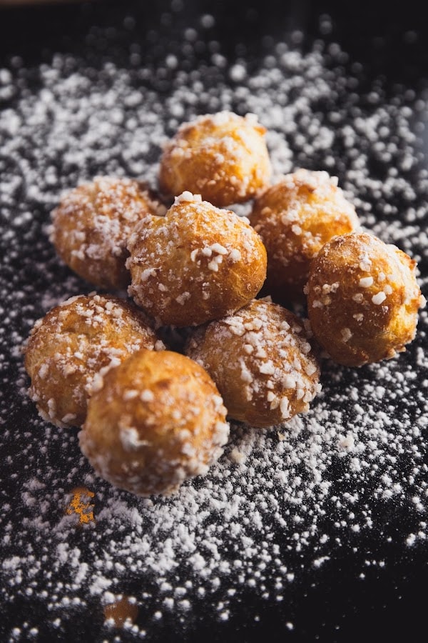 Restaurant Le café à Saint-Tropez, France