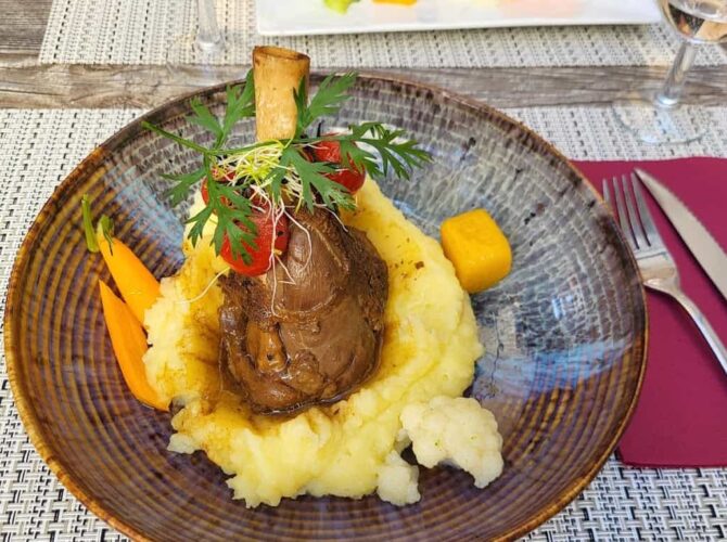 Le Capri ( Restaurant Traditionnel ) à Chaumont, France