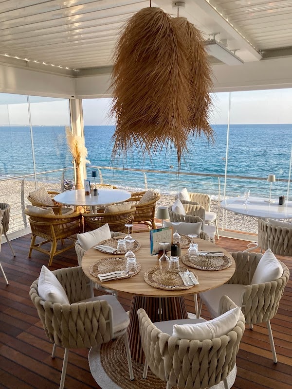 Restaurant Le Carre Bleu à Cagnes-sur-Mer, France