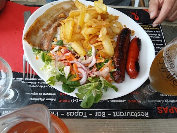 Restaurant Le chat rouge à Le Barcarès, France