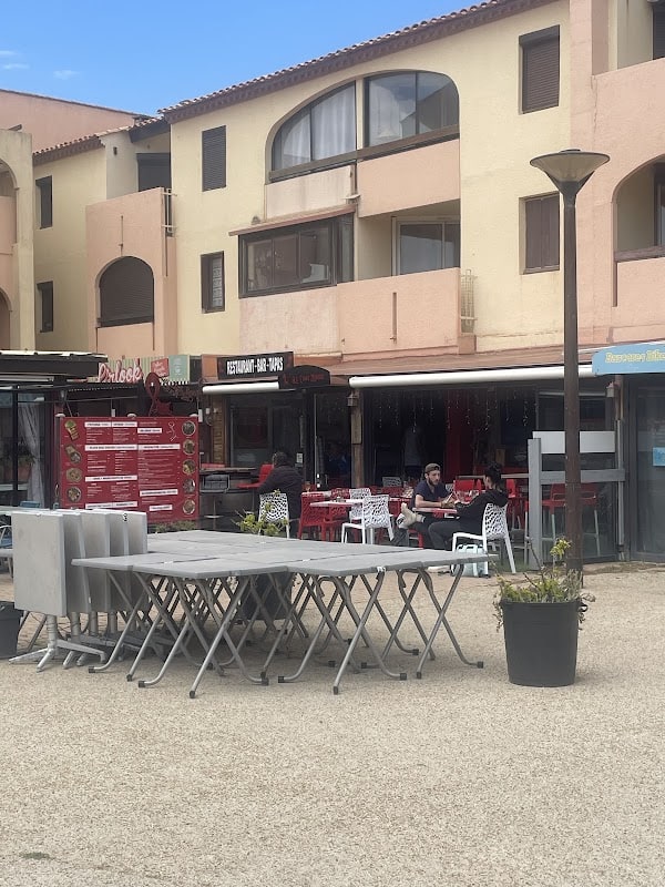 Restaurant Le chat rouge à Le Barcarès, France