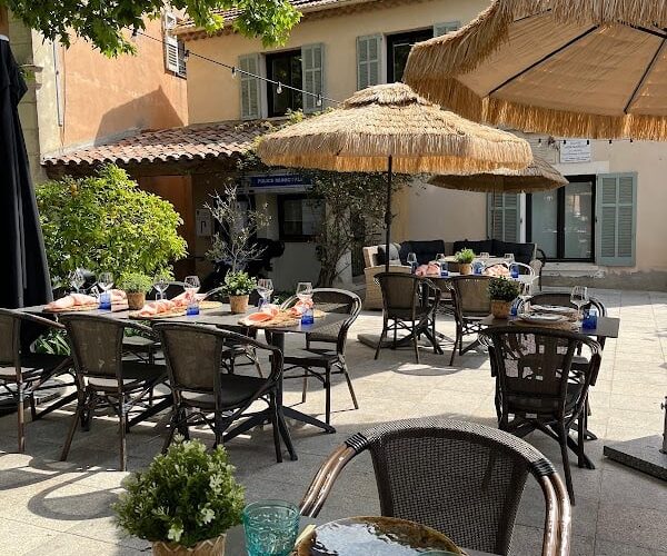 Restaurant LE CLOS GOURMAND MONTAUROUX à Montauroux, France