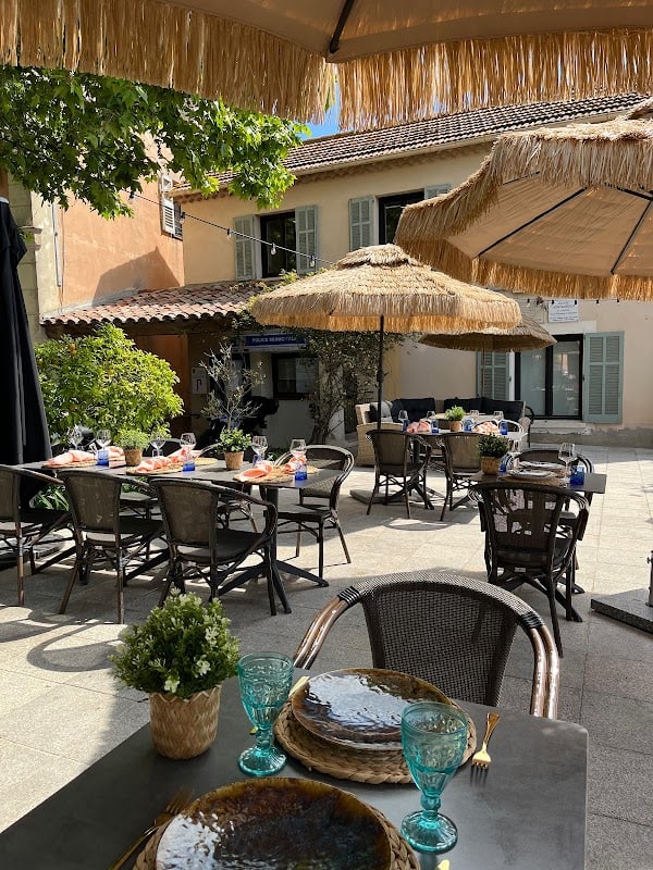 Restaurant LE CLOS GOURMAND MONTAUROUX à Montauroux, France