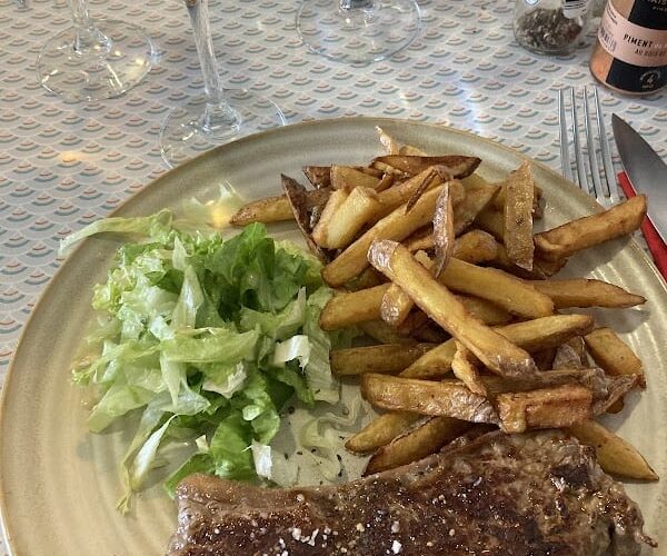 Restaurant le comptoir du coq pessac à Pessac, France