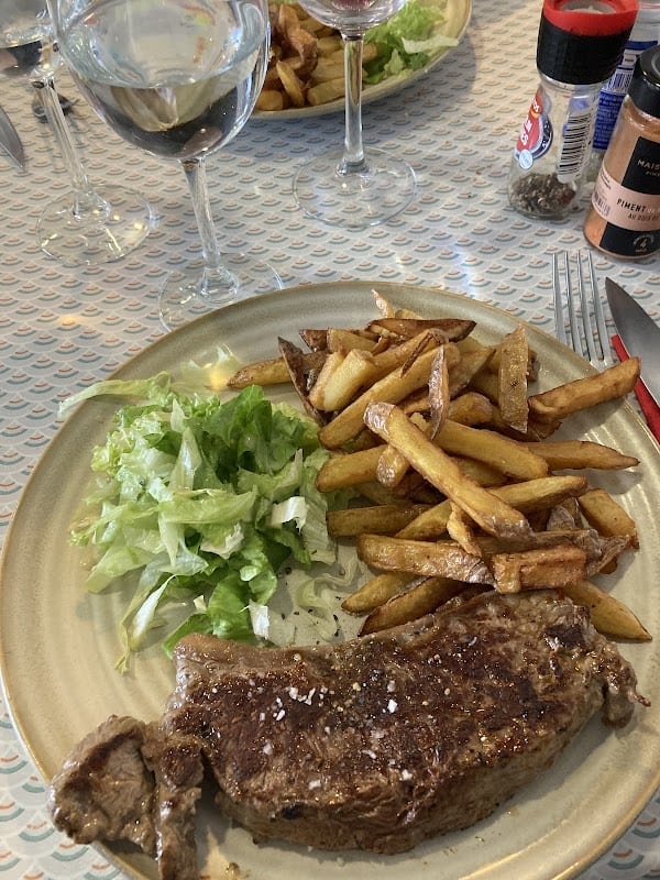 Restaurant le comptoir du coq pessac à Pessac, France
