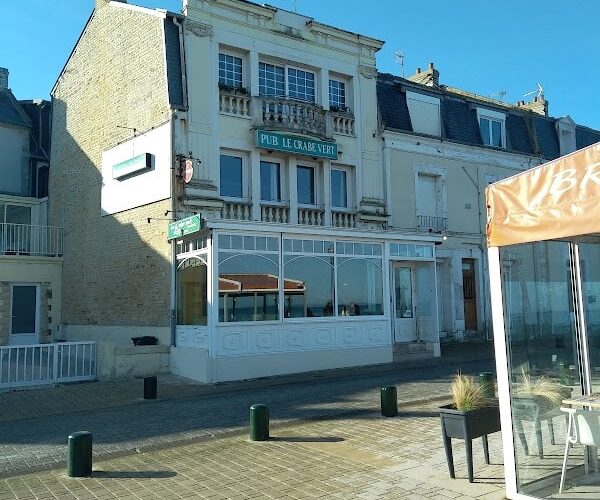 Restaurant Le Crabe Vert à Saint-Aubin-sur-Mer, France