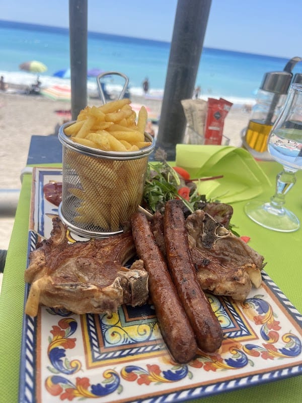 Restaurant Le Cyrnos à Menton, France