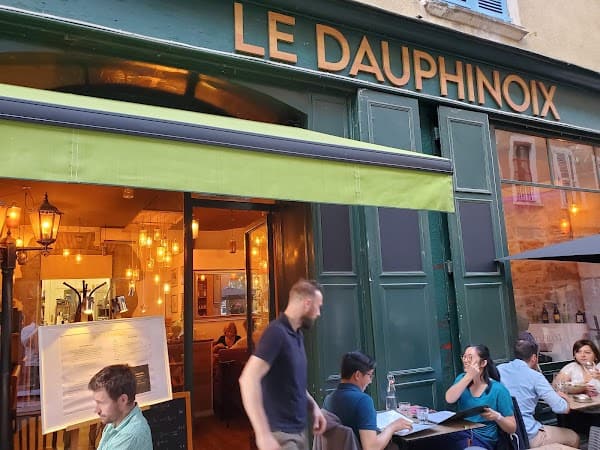 Restaurant Le DauphinoiX à Grenoble, France