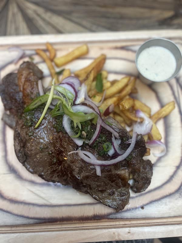 Restaurant Le Dit-Vin à Aigues-Mortes, France