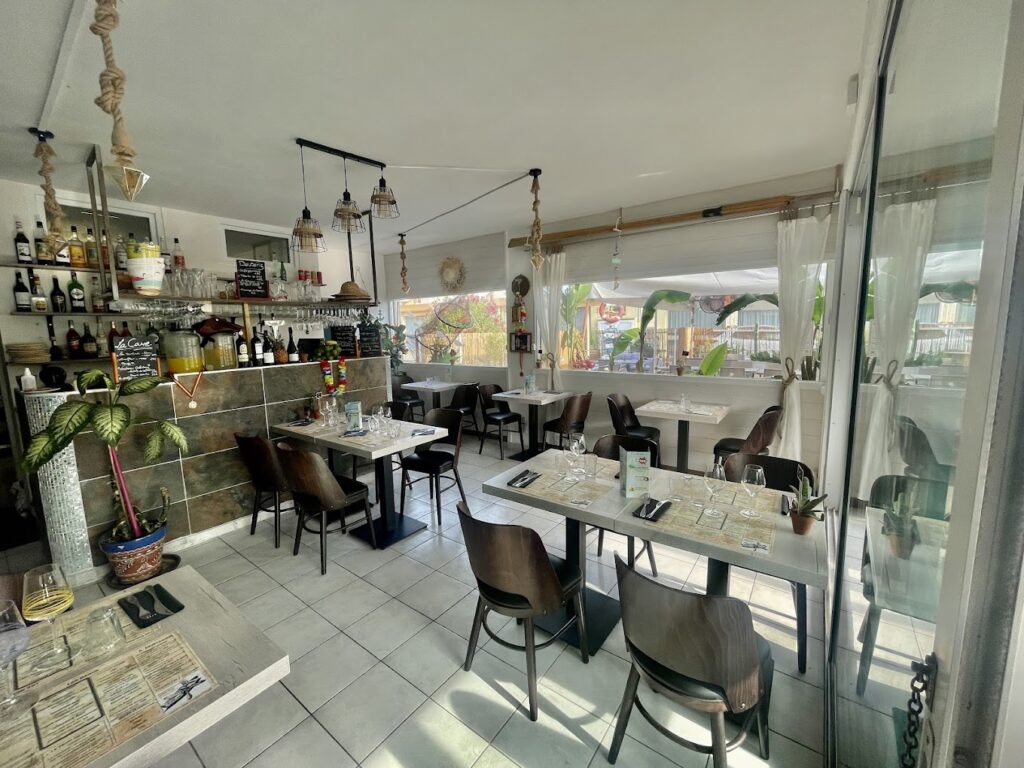 Restaurant Le Flot Clair à Le Barcarès, France