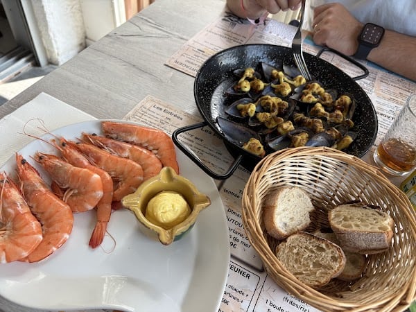 Restaurant Le Flot Clair à Le Barcarès, France