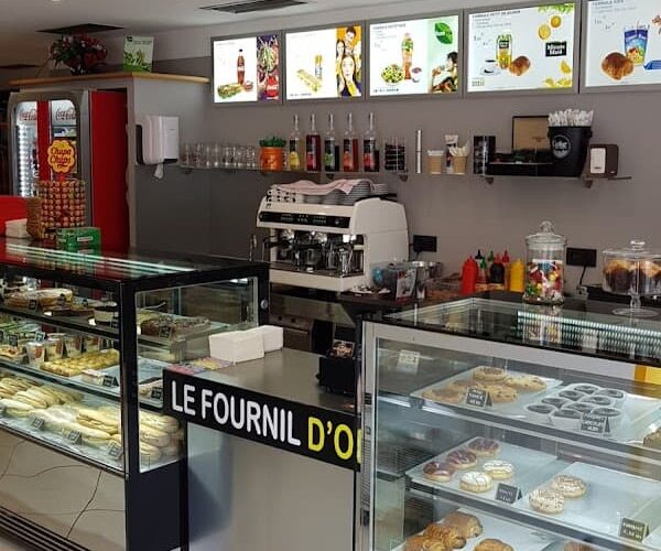 Restaurant Le Fournil D’or à Cluses, France