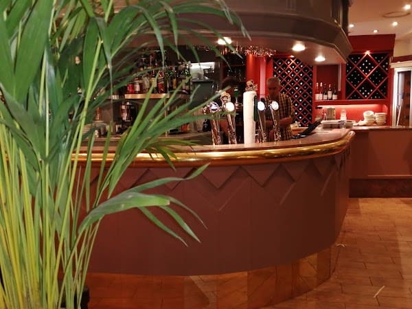 Restaurant Le Francilien à Melun, France