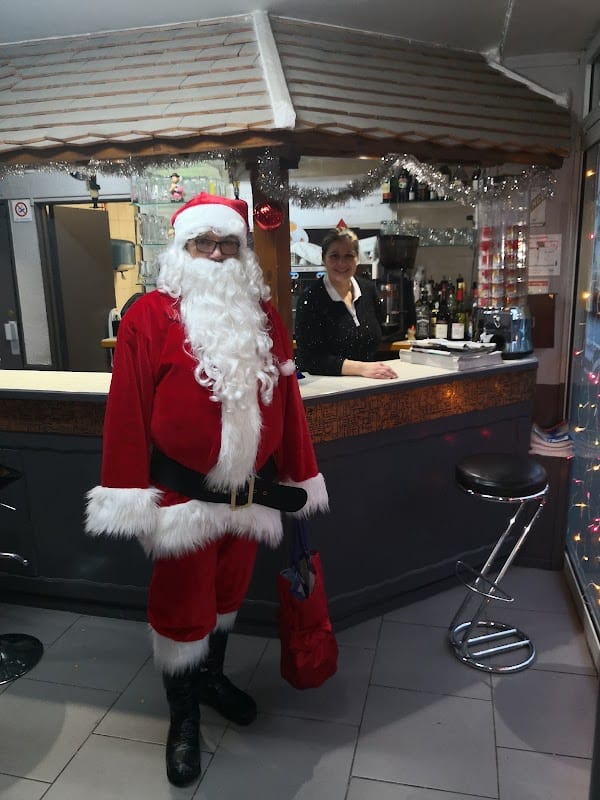 Restaurant Le Galopin. à Le Raincy, France