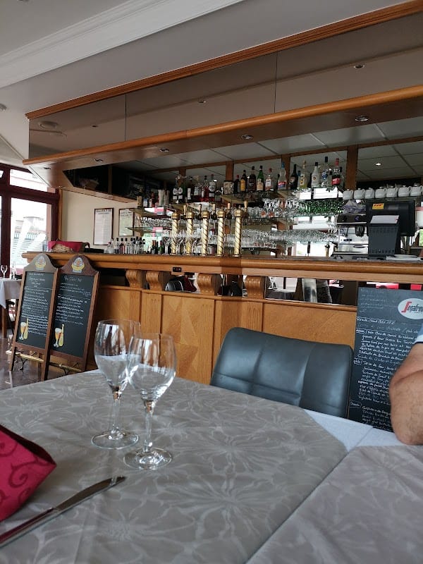 Restaurant Le Grand Café à Saint-Dié-des-Vosges, France