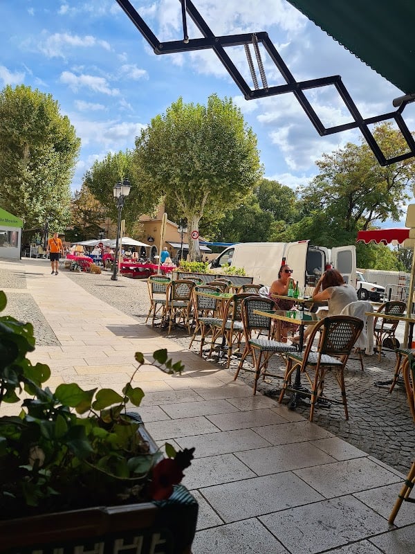 Restaurant Le Grillon à Lorgues, France