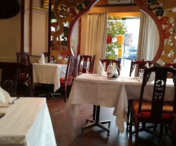 Restaurant Le Jardin des Phenix à Vitry-sur-Seine, France