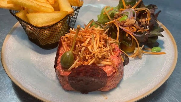 Restaurant Le J’S Brasserie à Le Luc, France