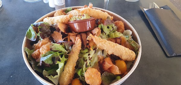 Restaurant Le J’S Brasserie à Le Luc, France