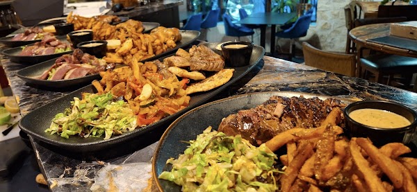 Restaurant LE LOUNGE à Angoulême, France